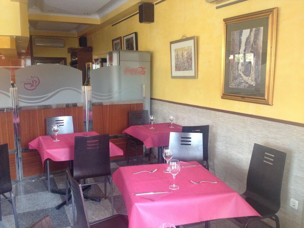 Hostal González Guadarrama Kültér fotó