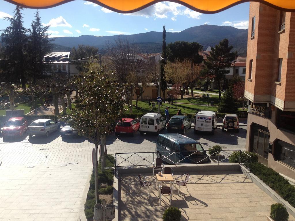 Hostal González Guadarrama Kültér fotó
