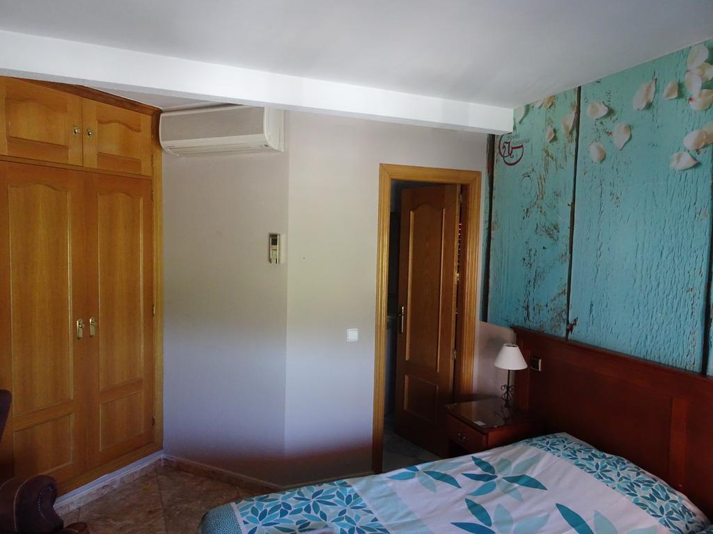 Hostal González Guadarrama Kültér fotó