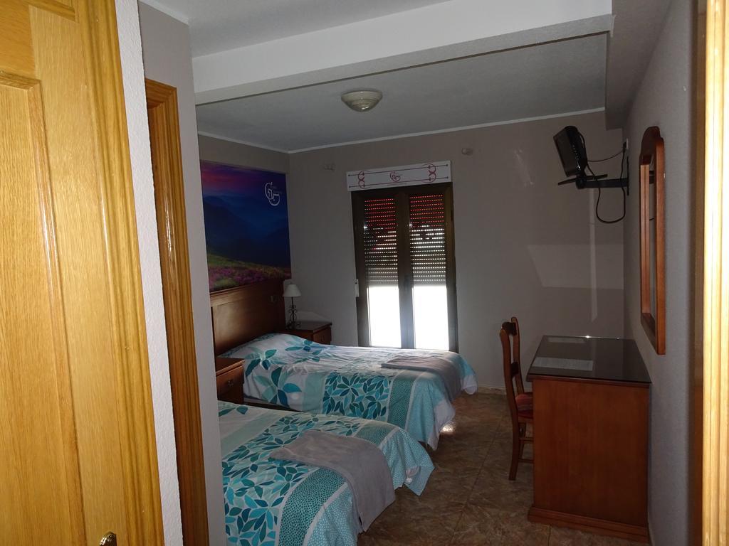 Hostal González Guadarrama Kültér fotó