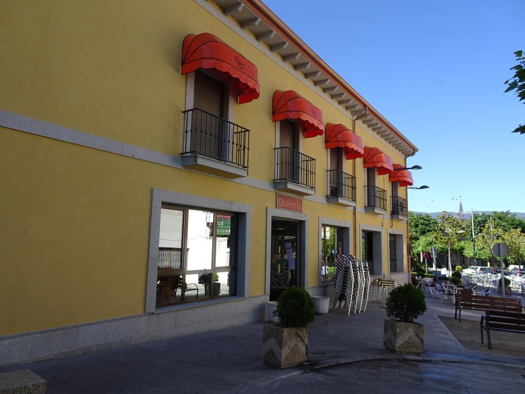 Hostal González Guadarrama Kültér fotó